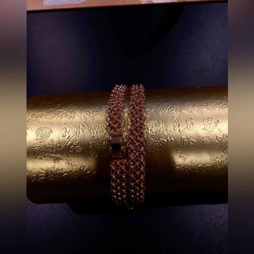 NWOT Elegant Gold plated 18k Chain Necklace - Picture 17 of 17